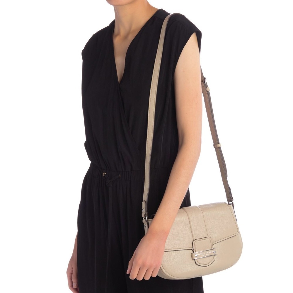 ✨NWT✨ MARC JACOBS Traveler Mini Messenger Crossbody Shoulder Bag Light Slate - Picture 5 of 8